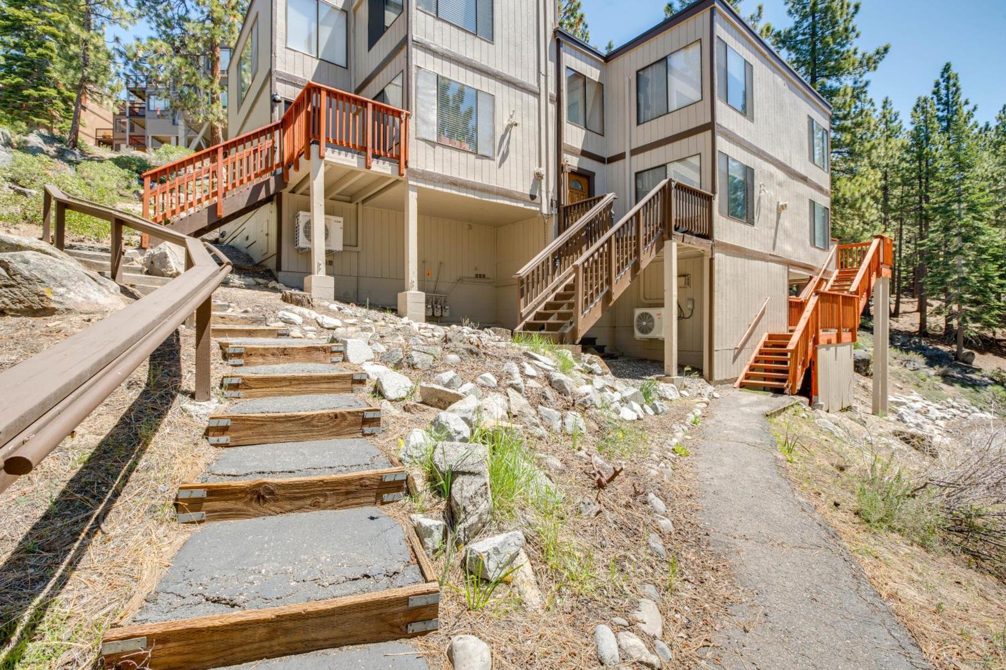 סטייטליין Tahoe Area Townhome Near Hiking And Golfing! מראה חיצוני תמונה